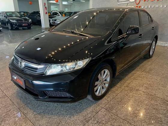 HONDA CIVIC 1.8 LXS 16V FLEX 4P AUTOMÁTICO